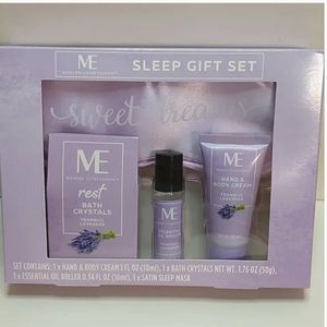 Modern expressions sleep gift set lavender